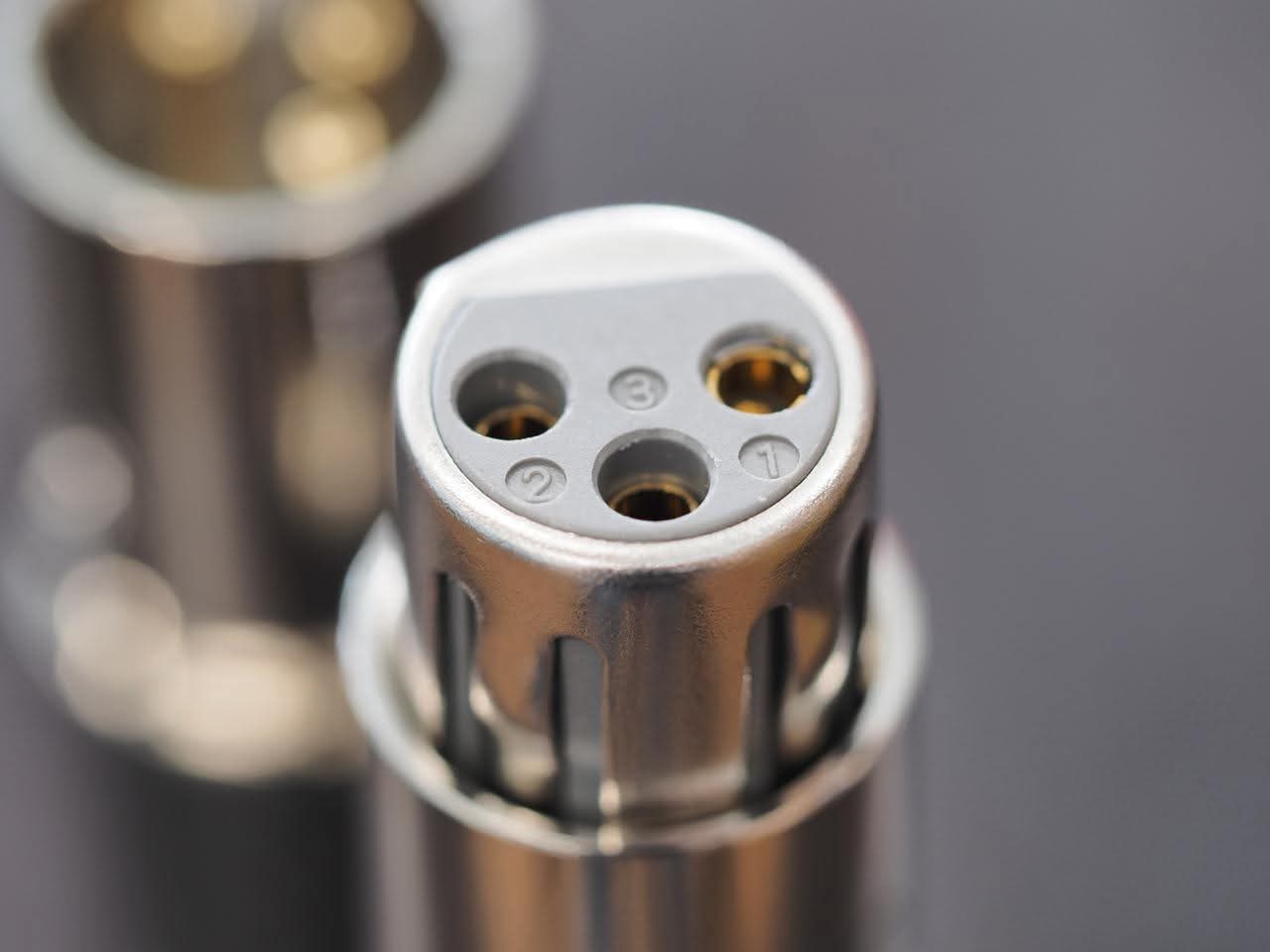 WEAVA XLR CARBON CONNECTOR FEMALE